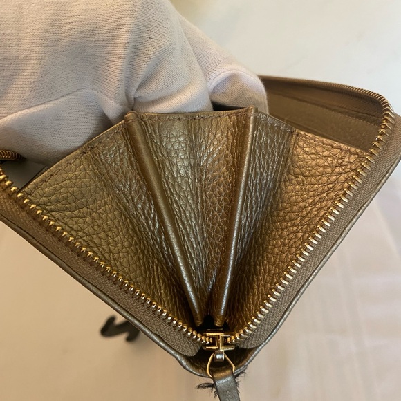 Vintage Gucci Bamboo GG Canvas Wallet - Picture 9 of 15